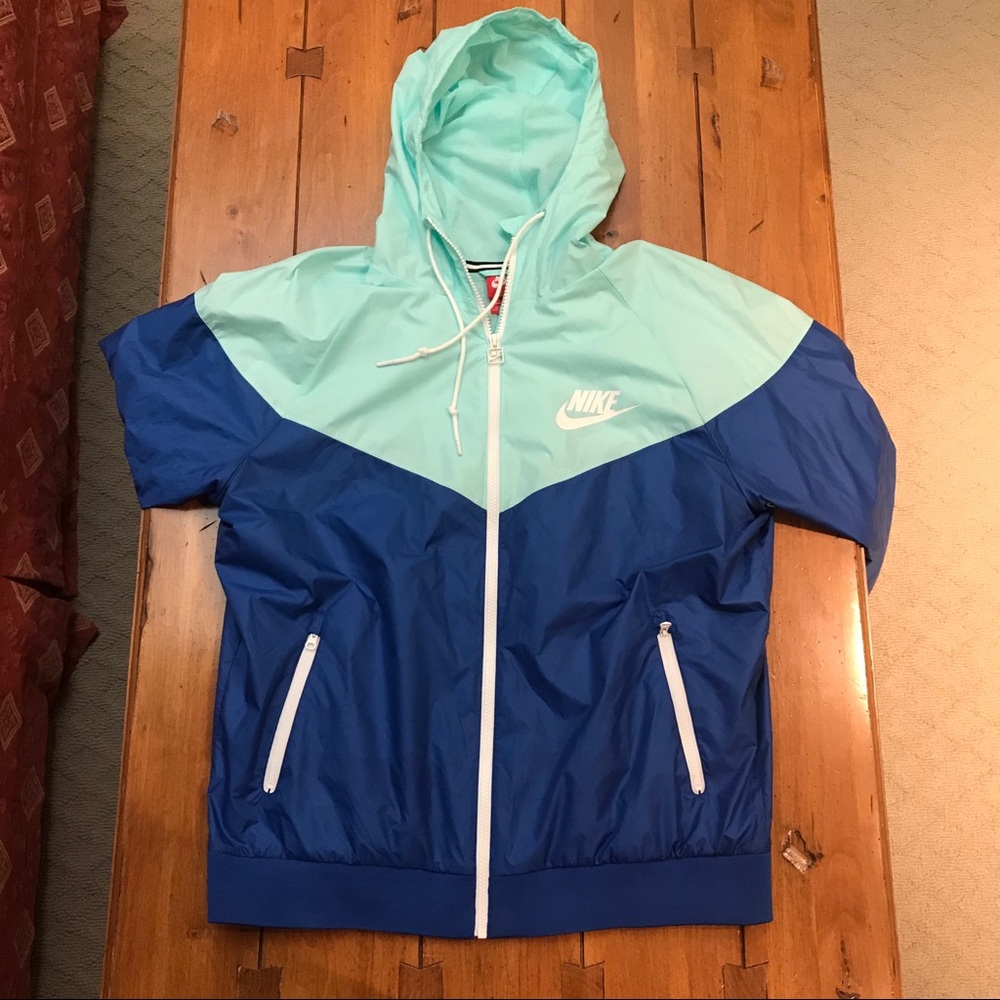 Nike Sportswear Windrunner Windbreaker